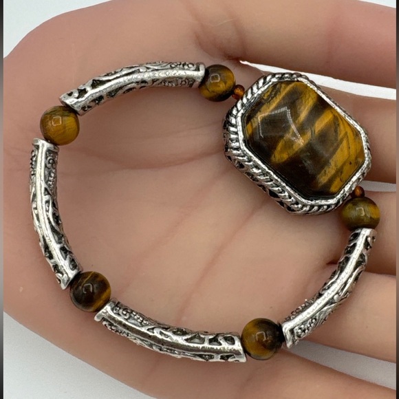 Beautiful Vintage Tigers Eye Bracelet - Picture 3 of 4